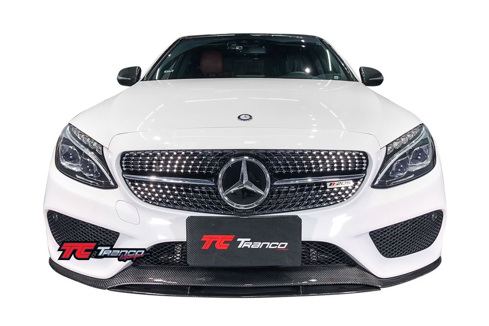 MC20535 <BR> W205 E 前下巴 AMG保桿  <BR>適用:AMG保桿  <BR>材質:碳纖維