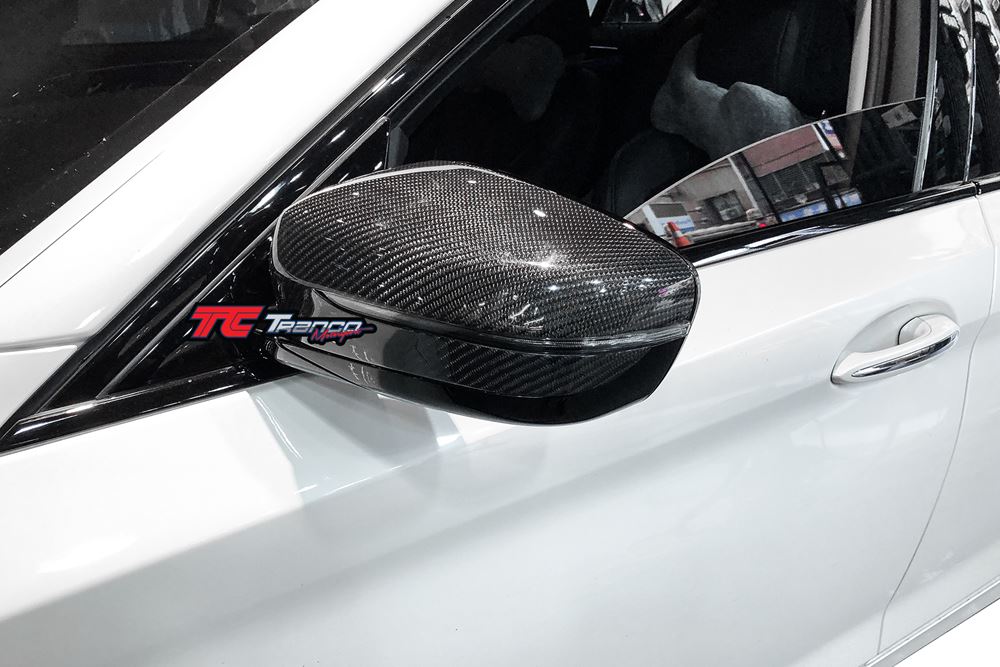 BU20   <BR>G30/G31 原廠 後視鏡蓋 替換式   <BR>適用:G30 G31 <BR>  材質:ABS+碳纖維