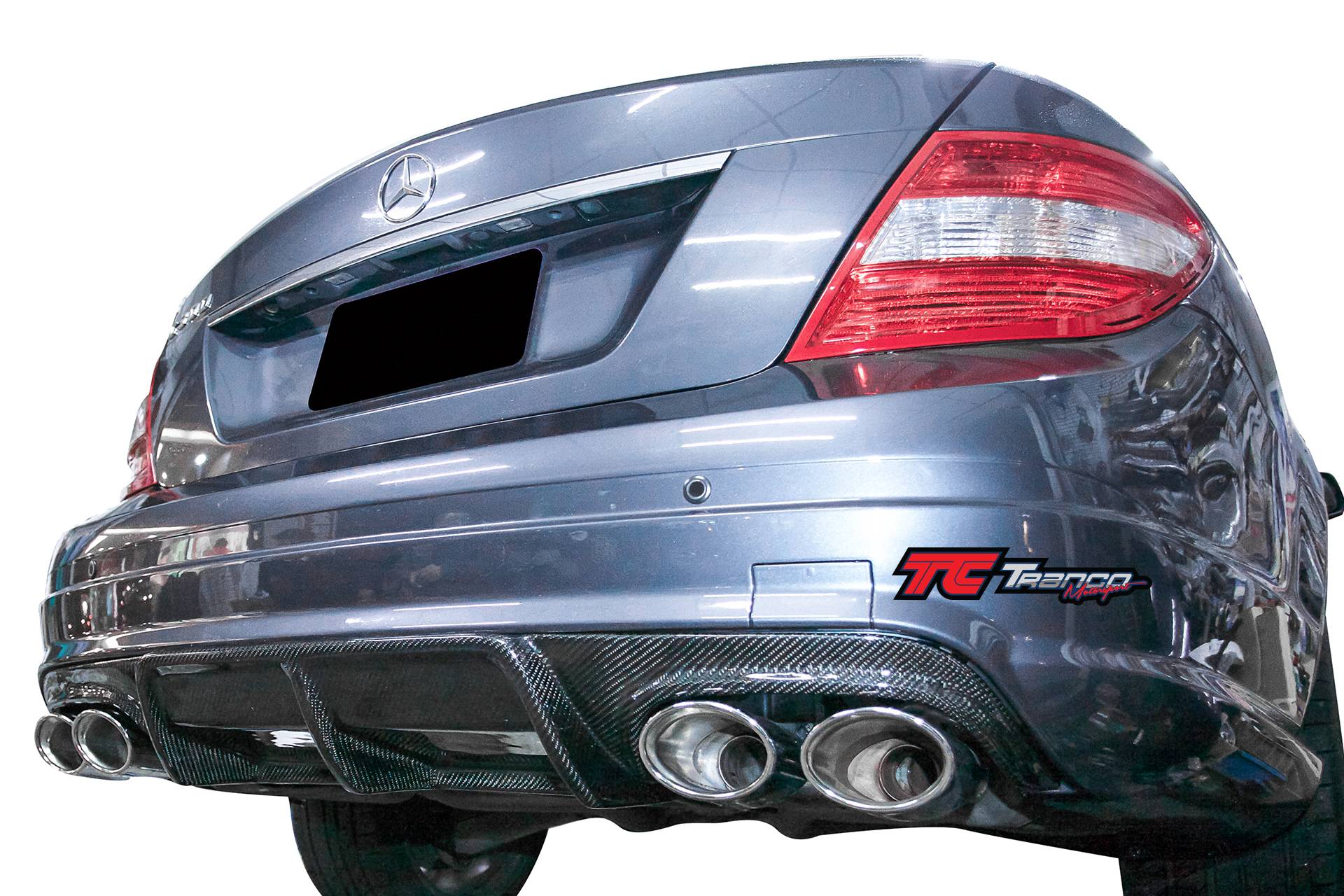 W204 改款前 A 後下巴 AMG C63保