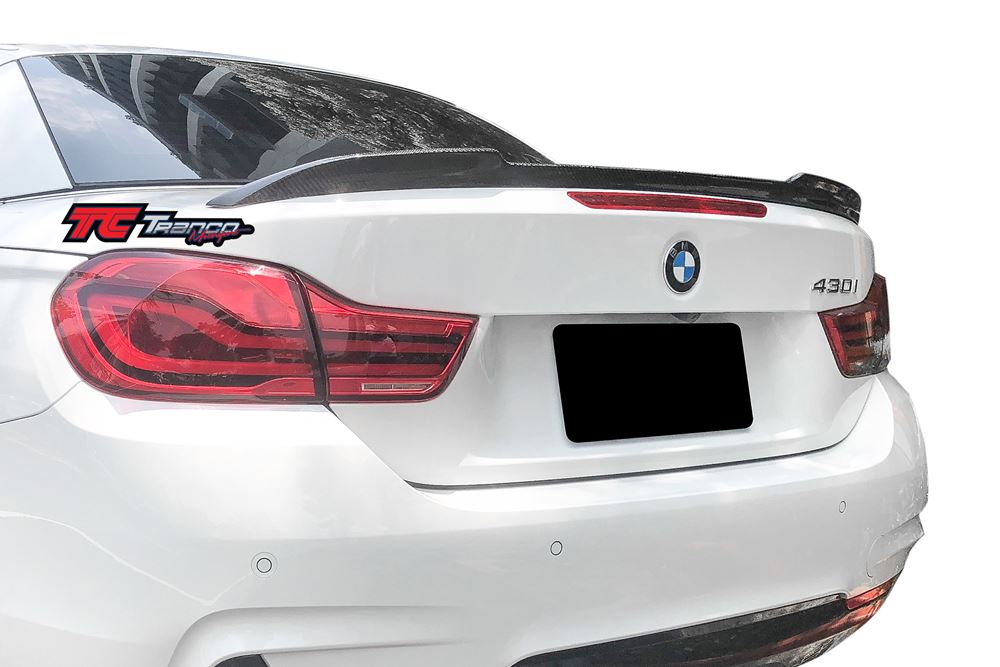 B43219 <BR>  F33/83 CS 尾翼 <BR>  適用:F33/83 <BR>  材質:碳纖維