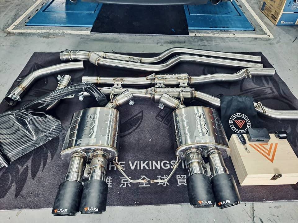 F06 F12 F13 3.0T VVS 排氣管 Downpipe當派 全段 中尾段