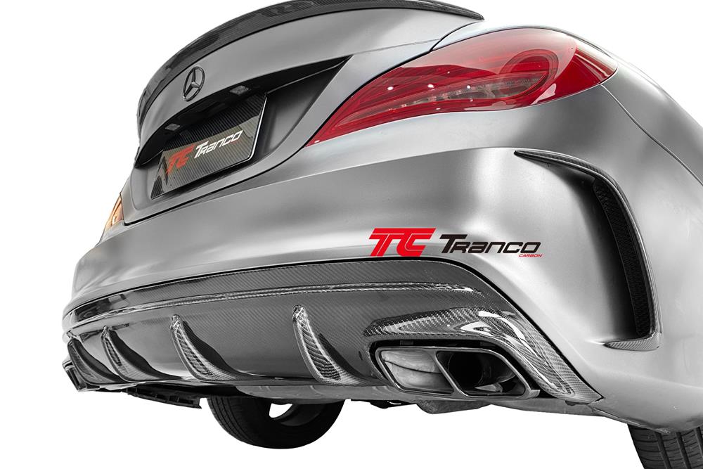 MCLA11720  <br>CLA C117 LCI 小改款 45 後下巴 AMG CLA45保桿  <br>適用:小改款 AMG/CLA45保桿 <br> 材質:碳纖維