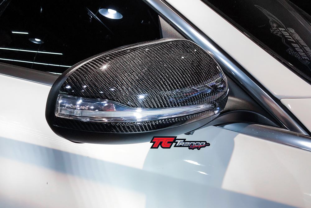 MU07 <BR>  W213 後視鏡蓋 替換式 全碳  <BR> 適用:W213<BR>   材質:全碳