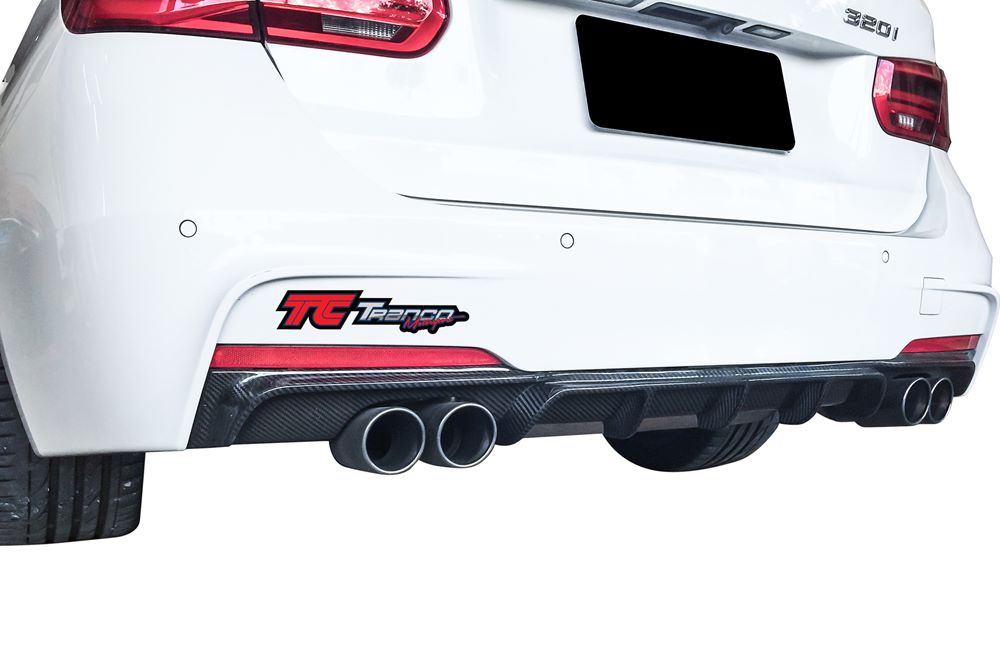 B33009 <BR>F30/31 P 後下巴 (4出) FOR M 保桿  <BR>適用:M Sport/ M tech保桿  <BR>材質:全碳