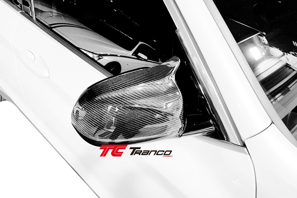 BX5X6050602  <BR>G05/06 牛角 後視鏡蓋  <BR>適用:G05 G06 X5 X6  <BR>材質:ABS+碳纖維