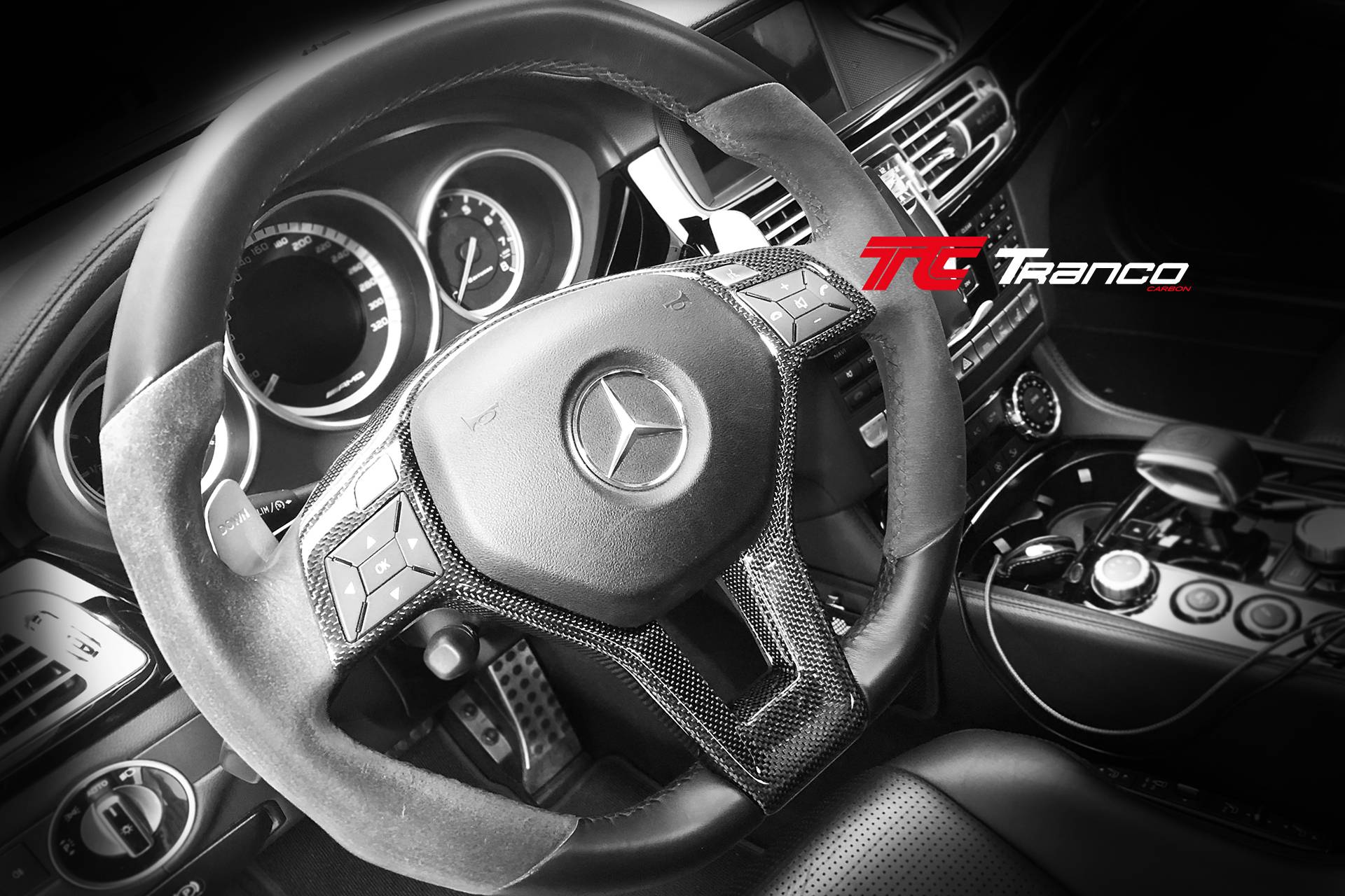 W218 方向盤飾板