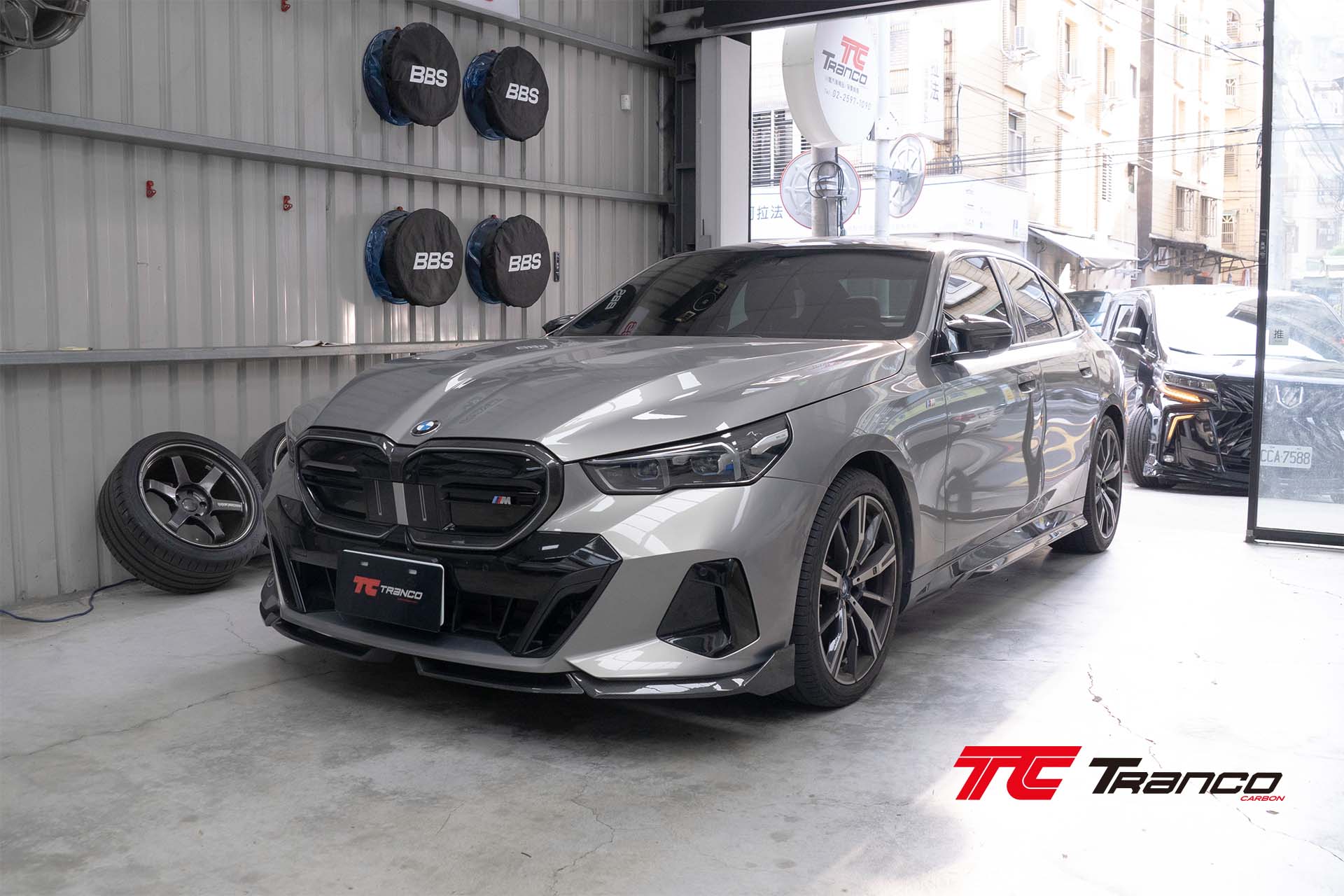 G60 SOOQOO碳纖維 前下巴