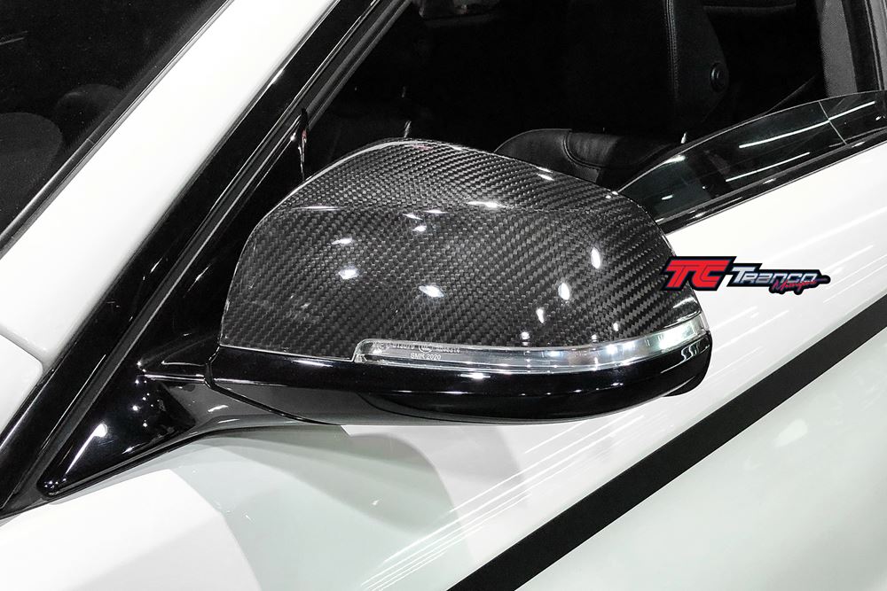 BU01 <BR> F22 原廠 後視鏡蓋 替換式  <BR>適用:F22  <BR>材質:ABS+碳纖維