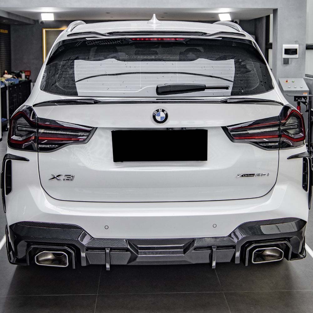 G01 X3 LCI 碳纖維 後下巴