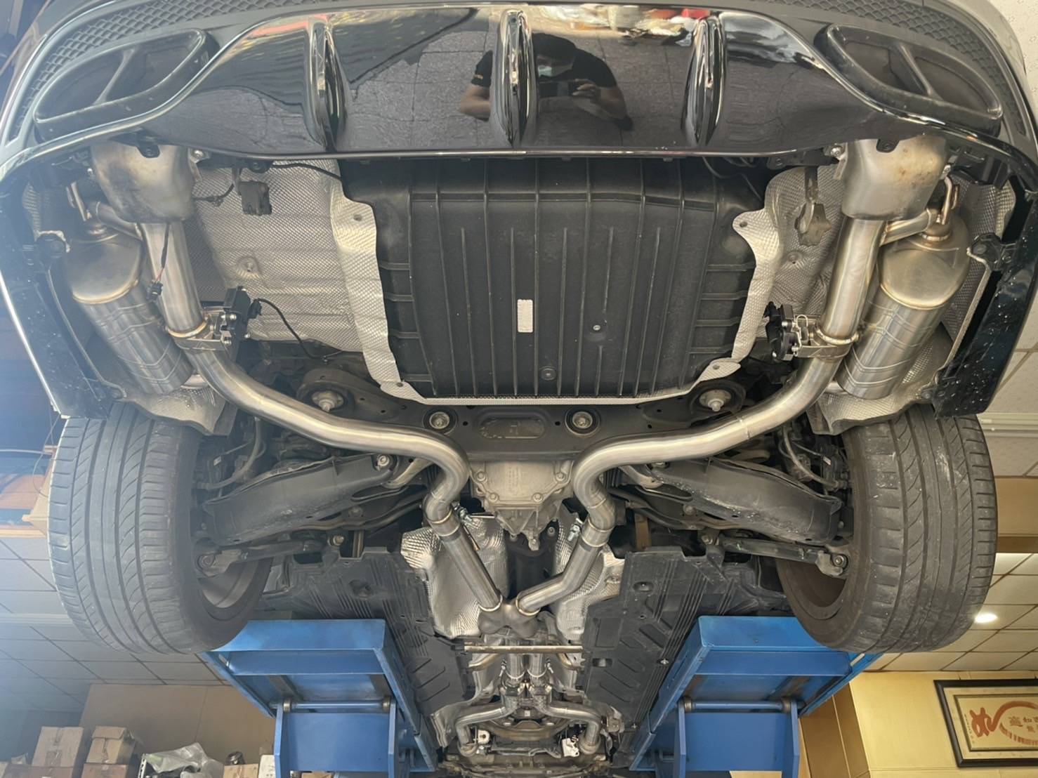 W213 E400 / 450 VVS 排氣管 Downpipe 當派 全段 中尾段