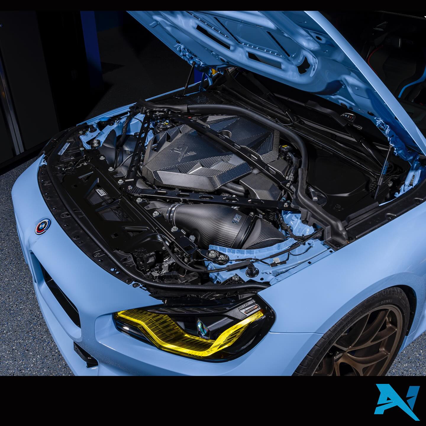 G87 M2 Alpha-N 碳纖維 引擎飾蓋