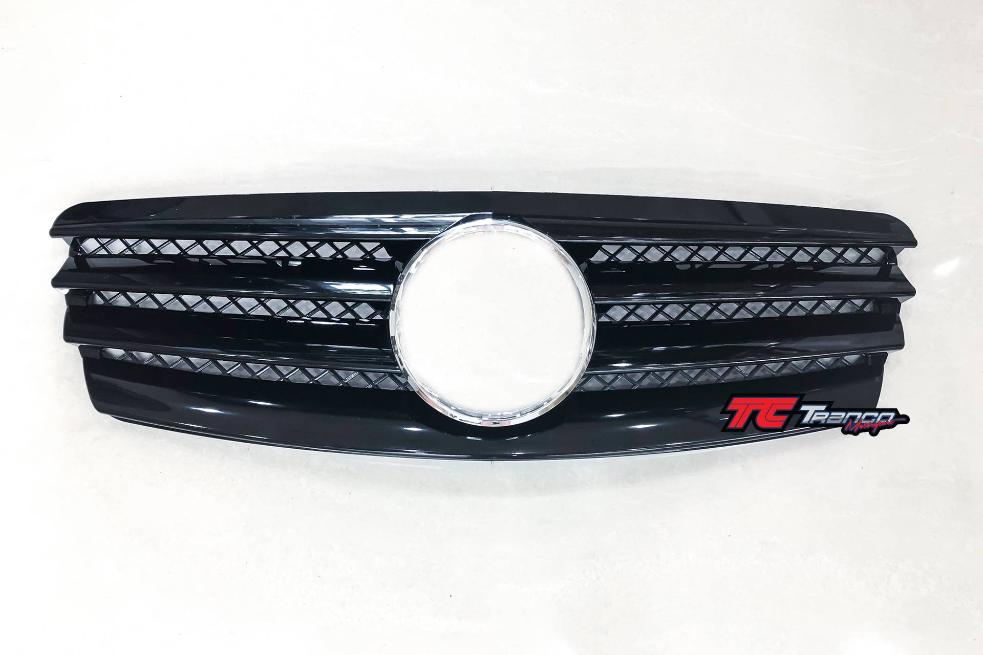 W211 改款前 03-06年 CL  亮黑 水箱罩