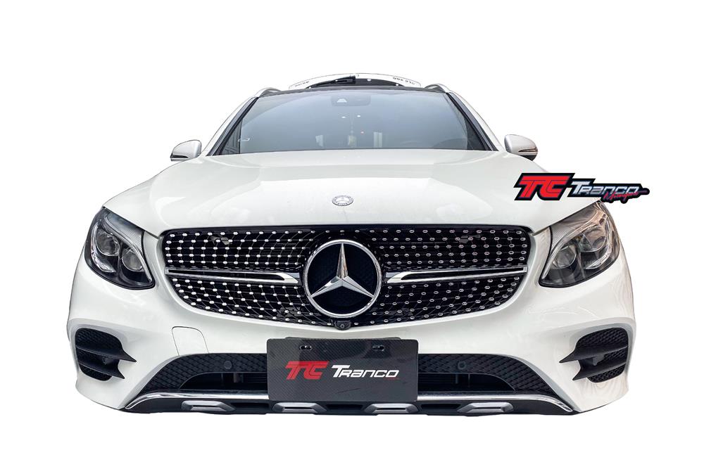 MGLC25305  <BR> W253 GLC 滿天星 亮黑 水箱罩 <BR>  適用:W253 <BR>  材質:ABS