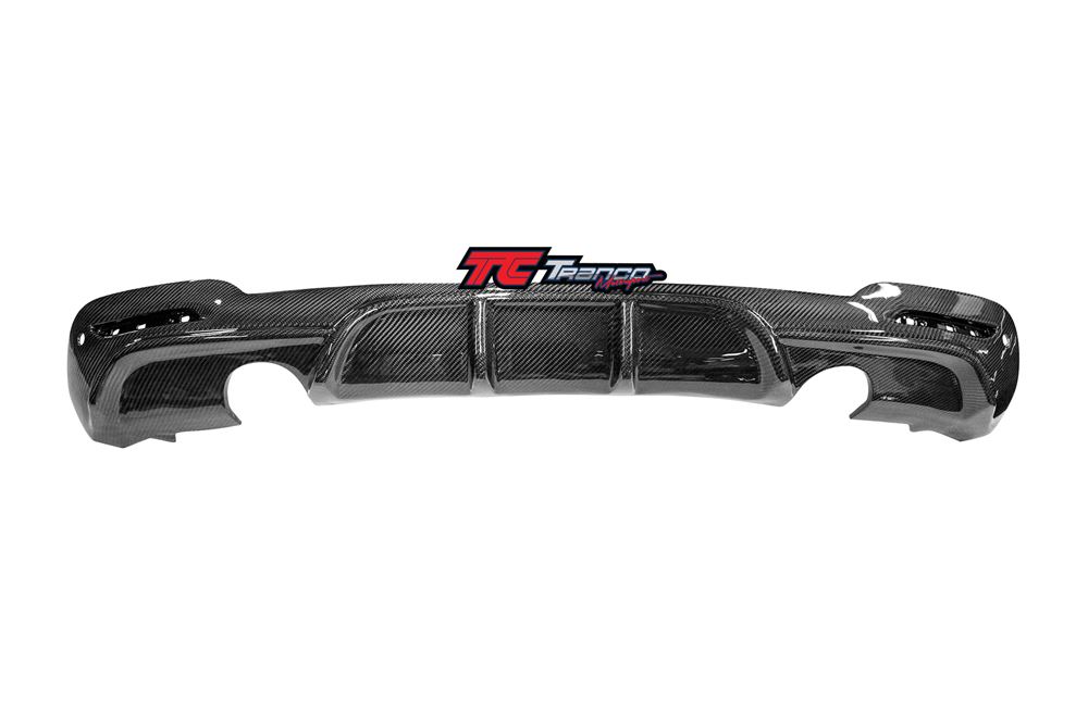 B33406 <br>  F34 3GT P 後下巴 雙邊單出 FOR M保桿 <br>  適用:M SPORT/ M TECH保桿 <br>  材質:碳纖維