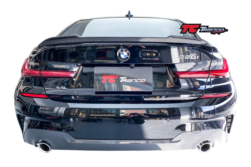 B32001 <BR> G20 CS 尾翼  <BR>適用:G20 四門<BR>  材質:碳纖維