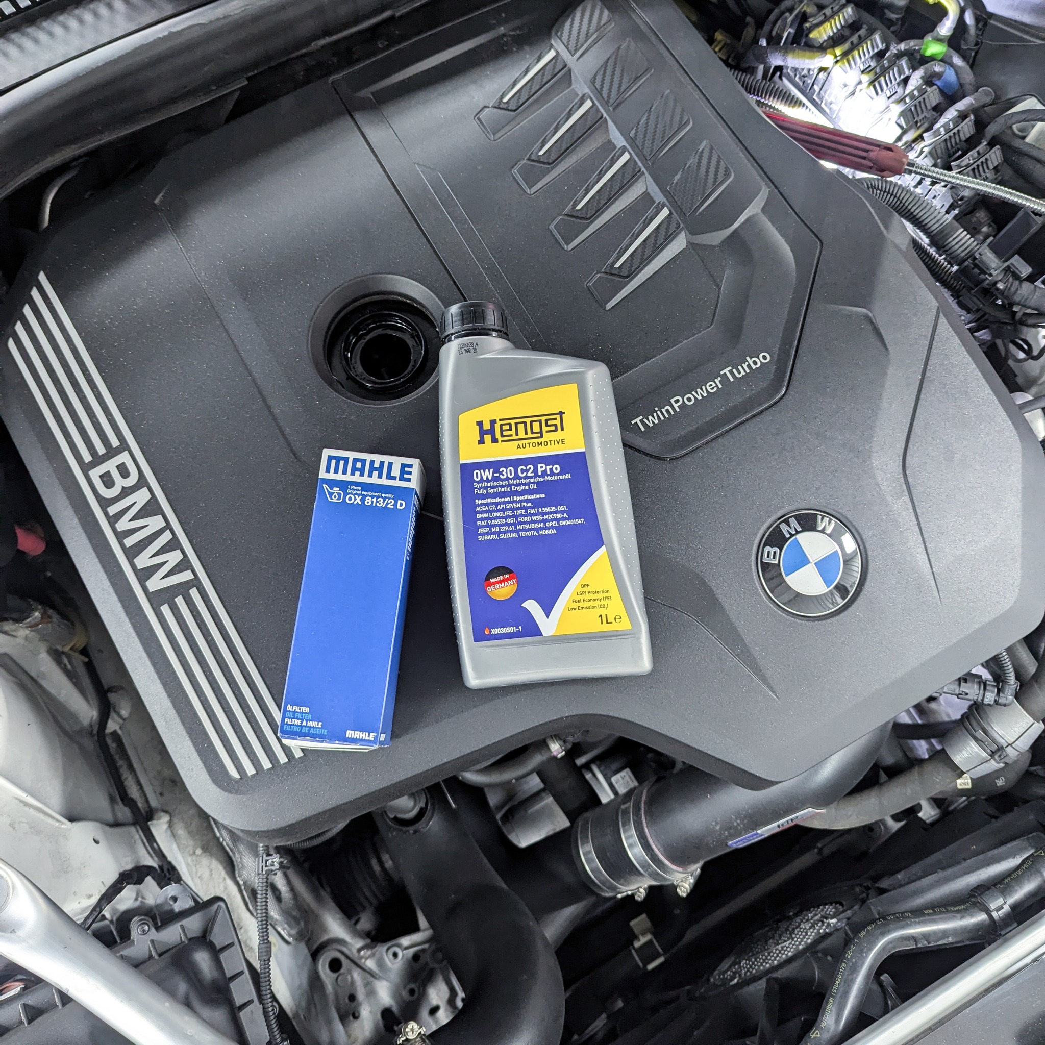 BMW 520i 小保養 // Hengst 機油
