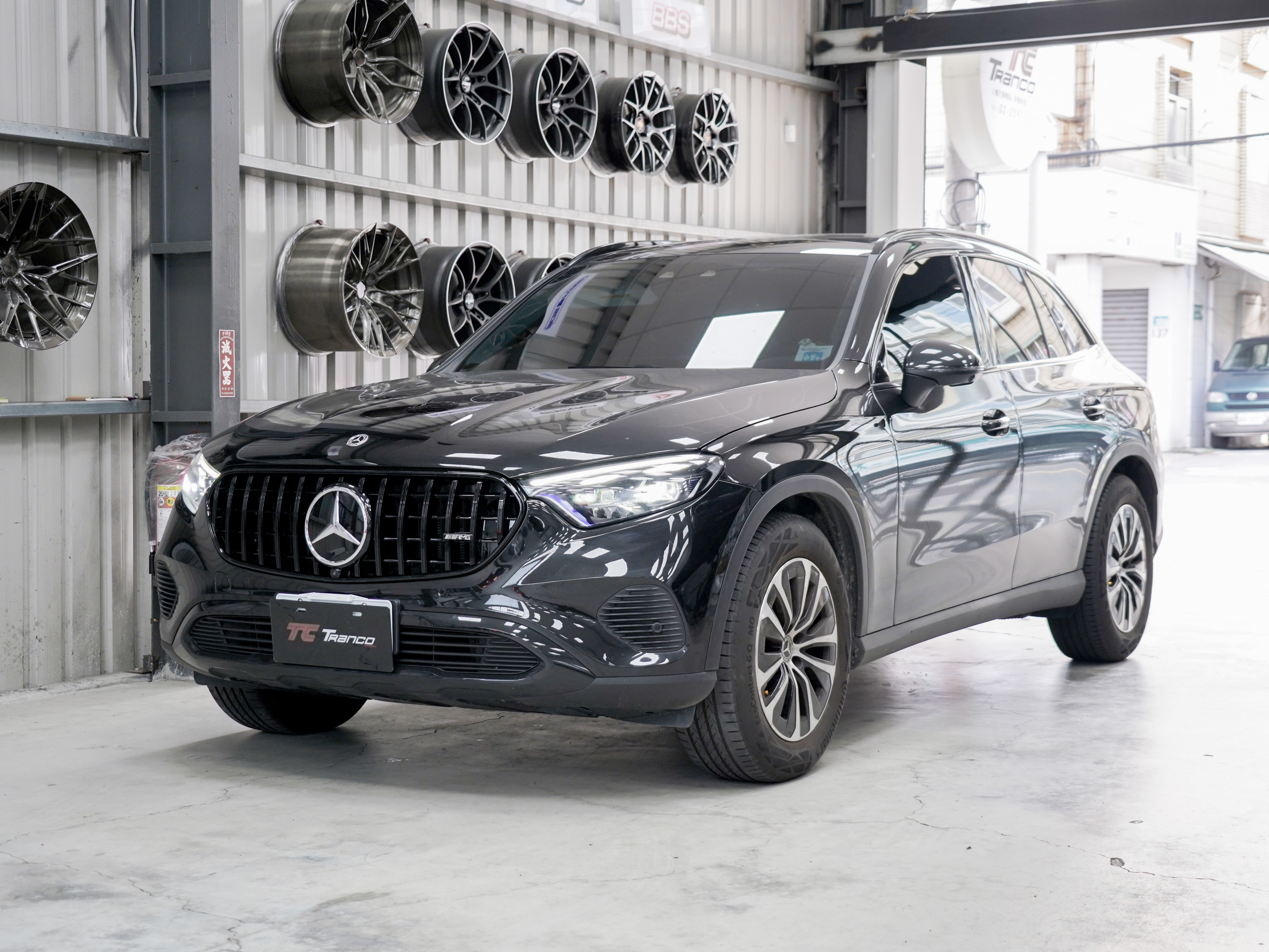 W254 GLC 亮黑 GT 水箱罩