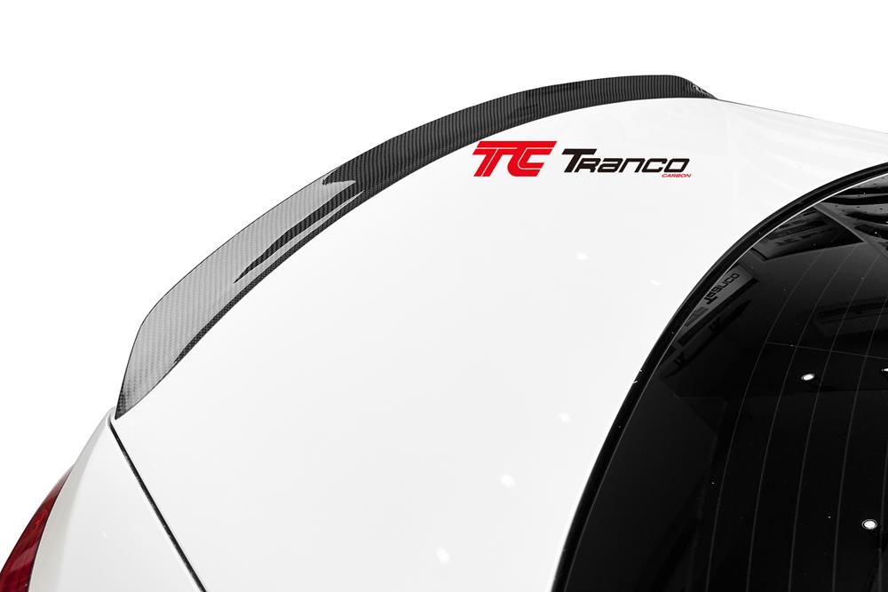 MC21330 <BR>  W213 4門 E63 尾翼  <BR> 適用:W213四門  <BR> 材質:碳纖維