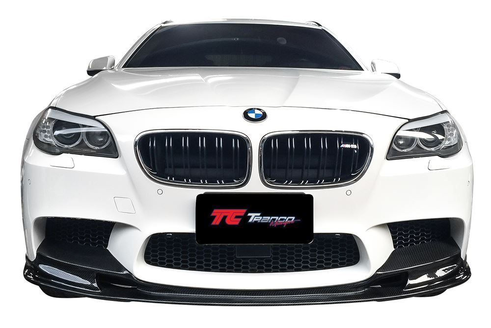 B51041<BR>F10/11 D 前下巴 FOR 台製M5 保桿<BR>適用:台製M5樣式保桿<BR>材質:碳纖維