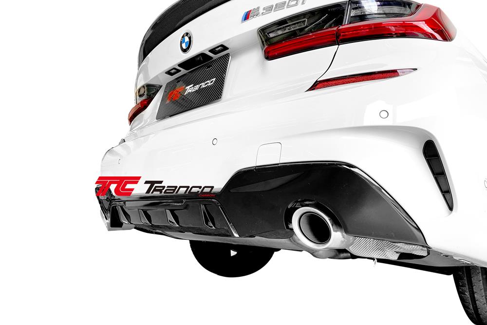 B32021 <BR> G20/G21 P 亮黑 後下巴 圓管 FOR M 保桿  <BR>適用:M SPORT/ M TECH保桿 <BR> 材質:ABS