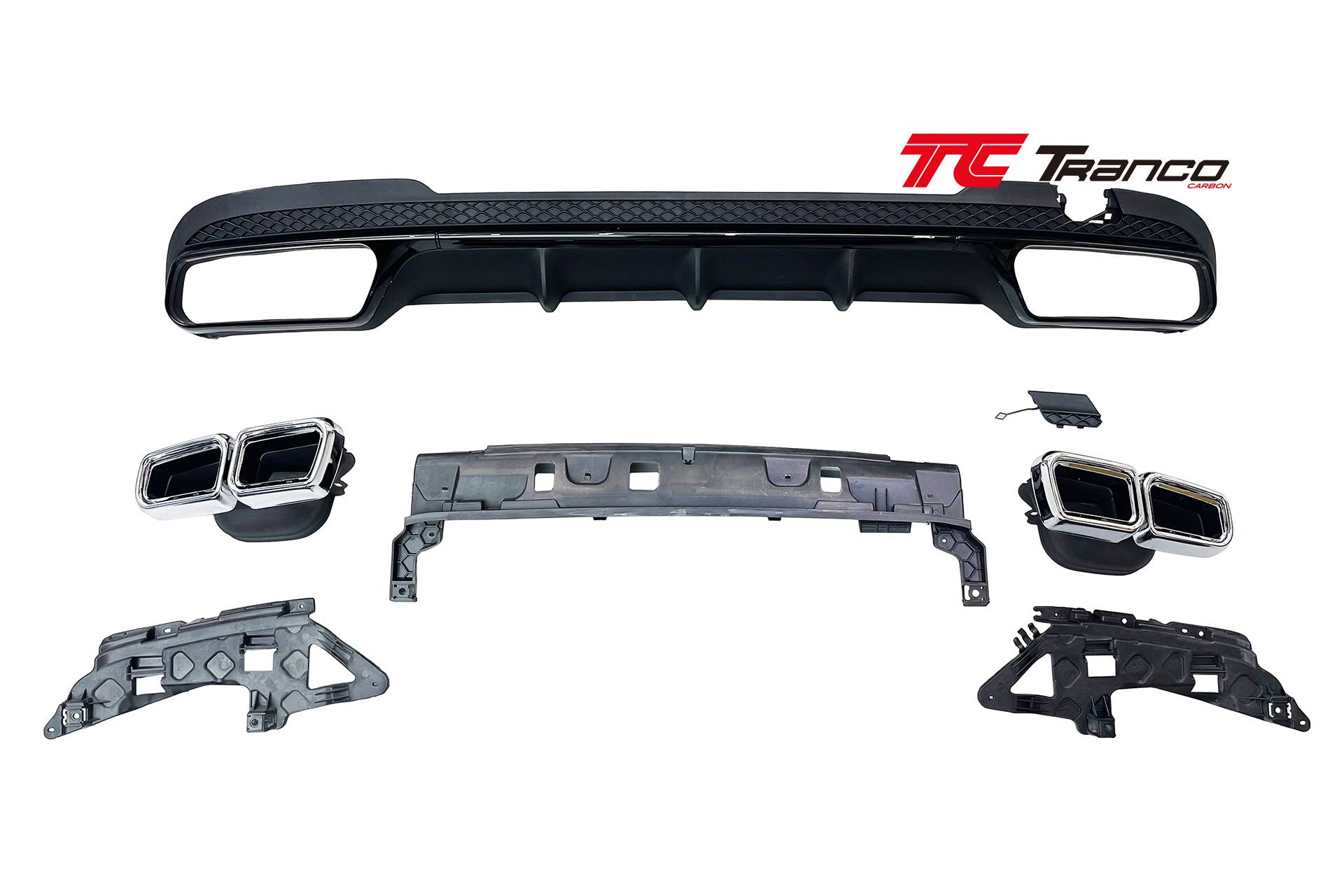 W212 LCI E63 後下巴總成