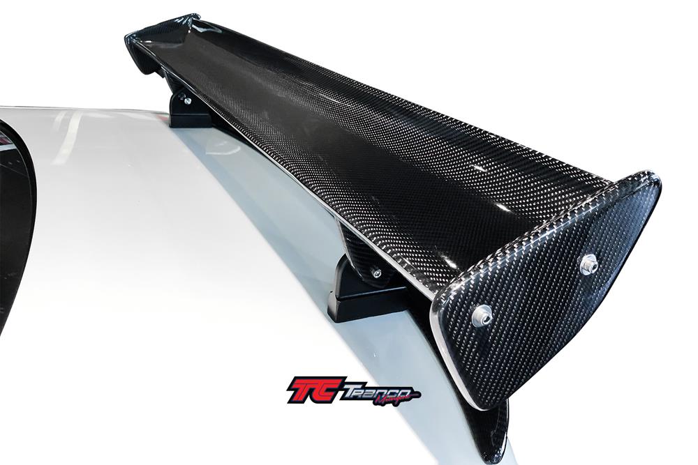 B28714 <BR> F22 E世代 GTS 尾翼 <BR> 適用:F22  <BR>材質:碳纖維