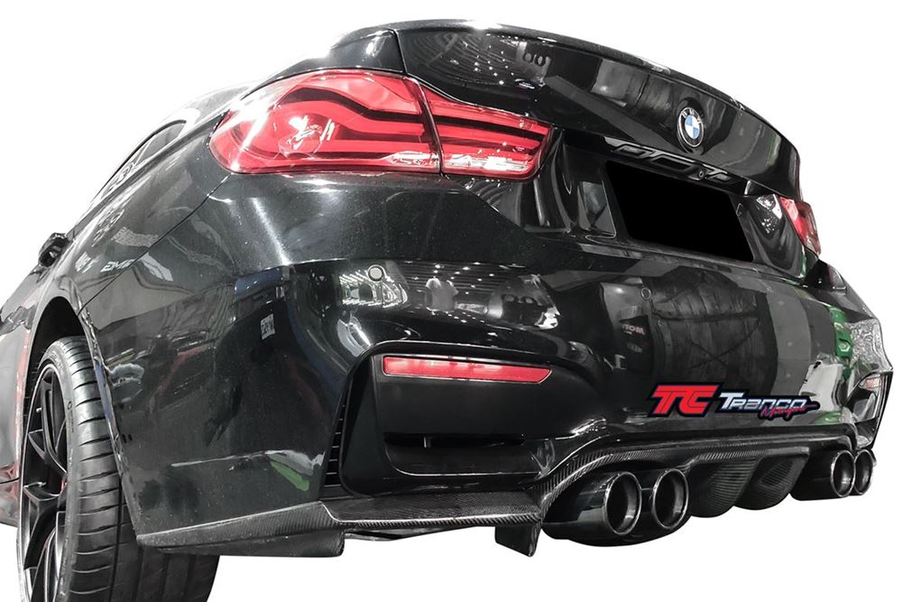 B43213  <BR> F32/33/36 V後下巴 FOR 台製M4保桿 <BR>  適用:台製M4樣式保桿  <BR> 材質:碳纖維