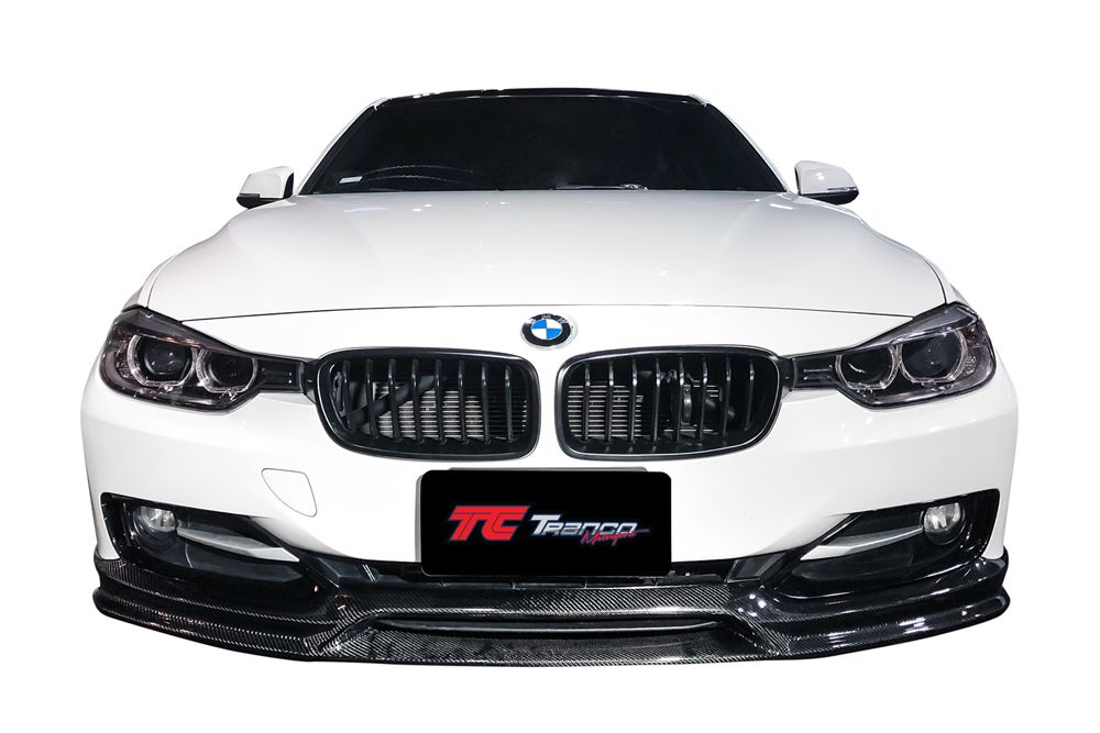 B33004  <BR>F30/31 D 前下巴 FOR 原廠保桿  <BR>適用:原廠保桿 非M sport保桿  <BR>材質:碳纖維