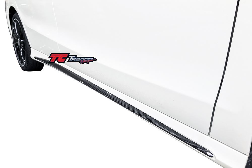 MCLA11710 <br> CLA C117 CLA250 側裙貼片 AMG保桿 <br> 適用:AMG保桿  <br>材質:全碳