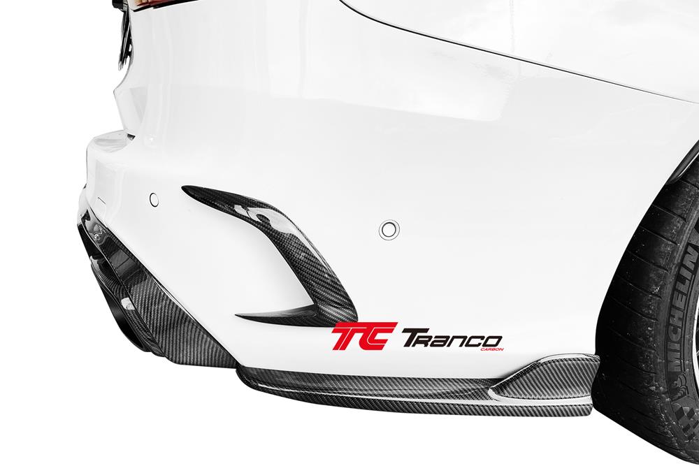 MC20553  <BR>S205 後保風刀 AMG/C63保桿 <BR> 適用:AMG/C63保桿  <BR>材質:碳纖維