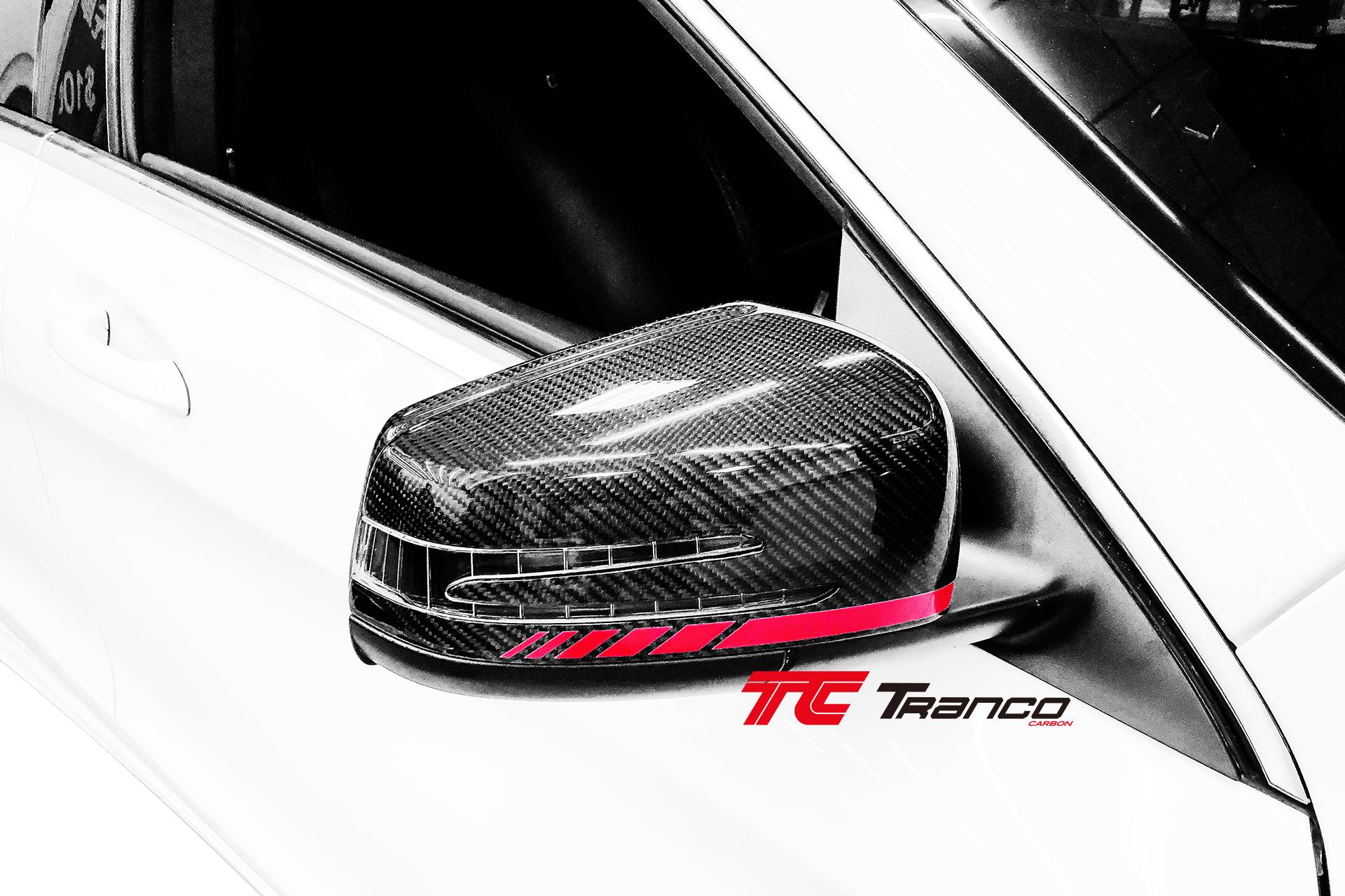 W207 後視鏡蓋 替換式 E 紅邊 全碳