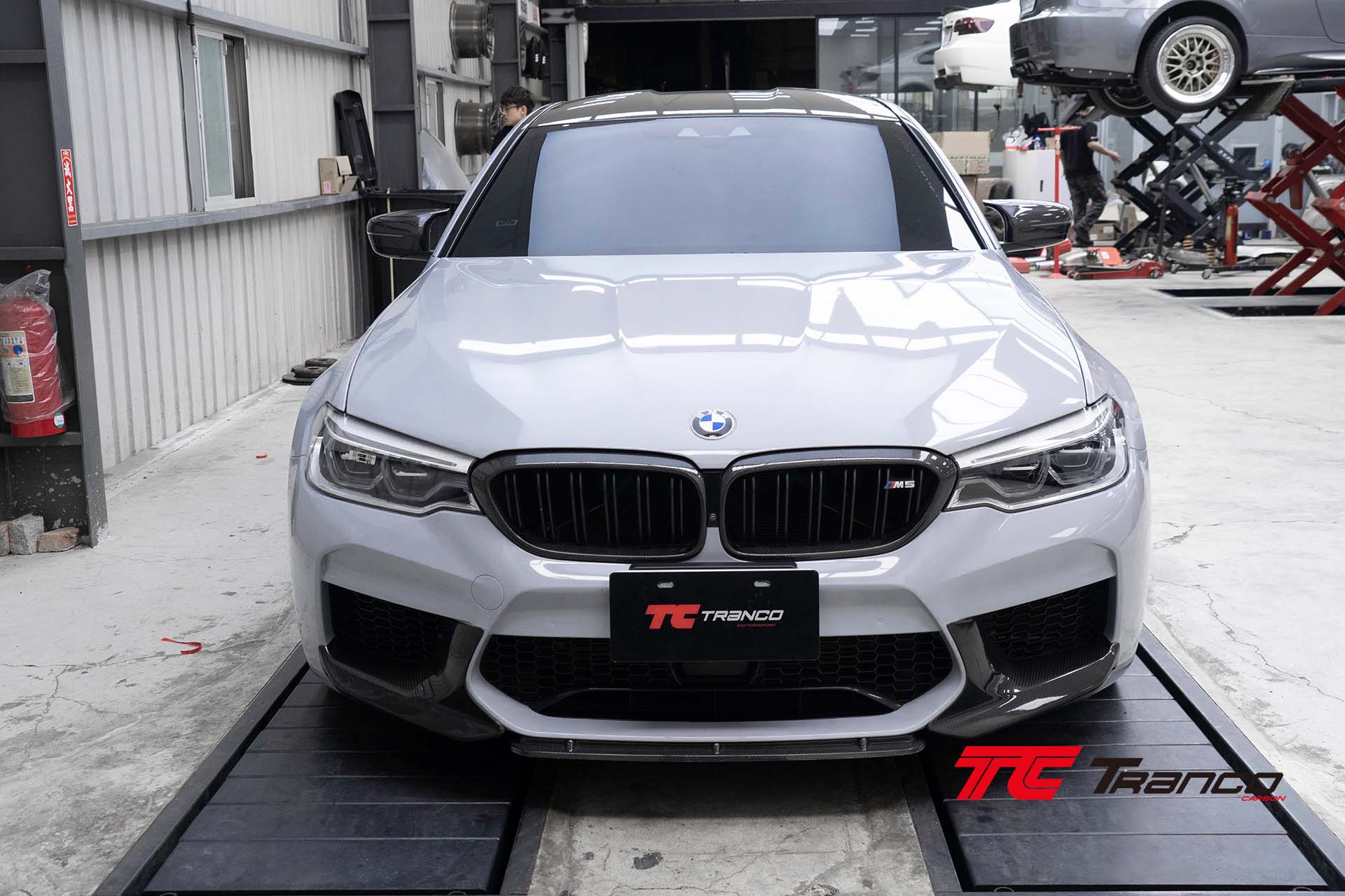 F90 M5 雙槓 MP 碳纖維水箱罩 鼻頭