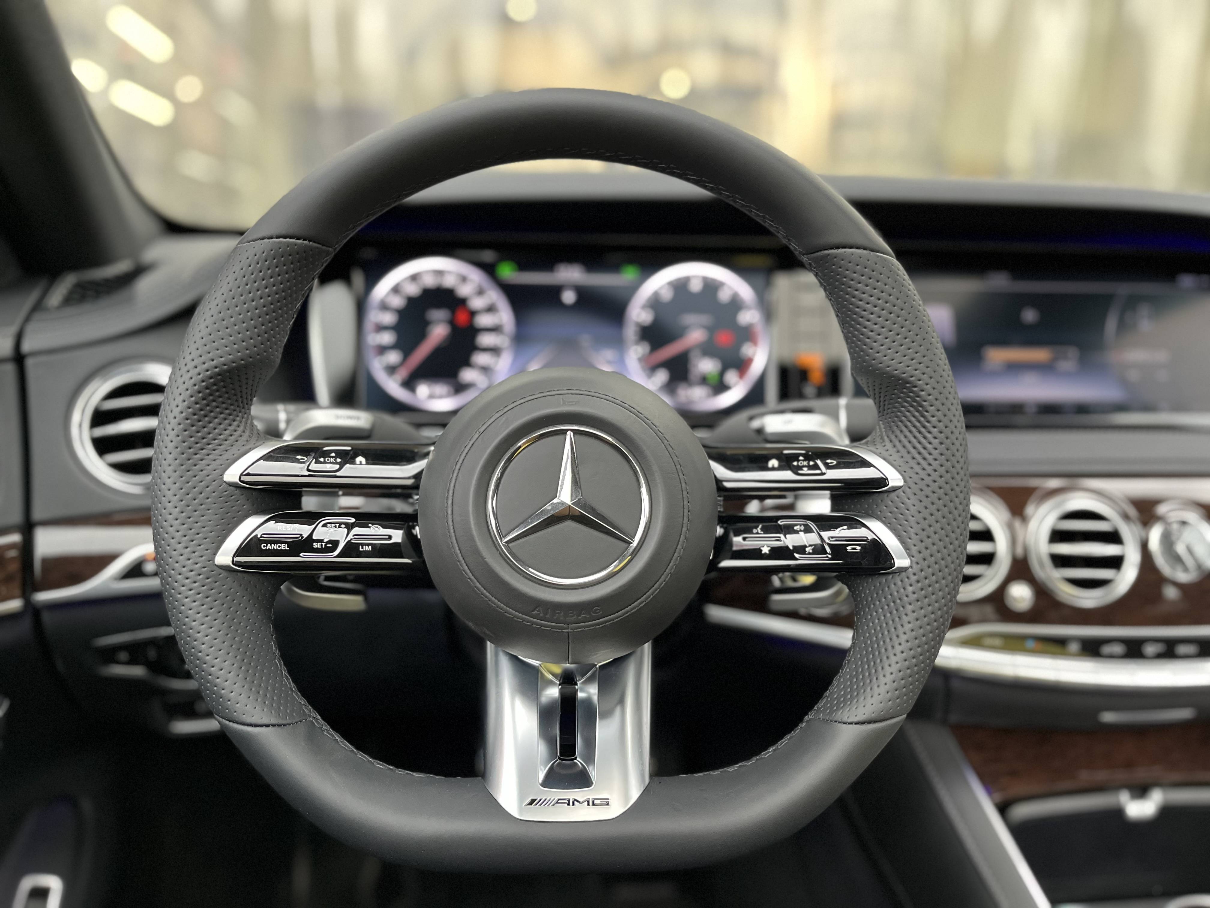 賓士原廠 AMG 238方向盤