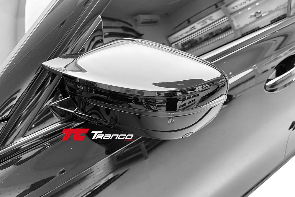 BU27  <BR> G30/G31 新款牛角 亮黑 後視鏡蓋 替換式   <BR>適用:G30 G31   <BR>材質:ABS