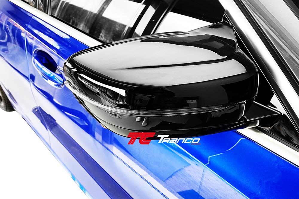 BU24  <BR> G30/G31 牛角 亮黑 後視鏡蓋 替換式 <BR>  適用:G30 G31   <BR>材質:ABS