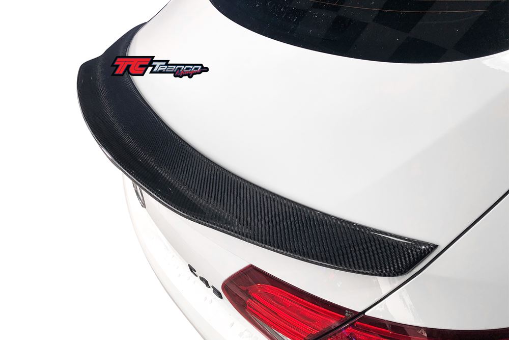 MC20532  <BR>C205 2門 P 尾翼  <BR>適用:C205雙門 <BR> 材質:碳纖維