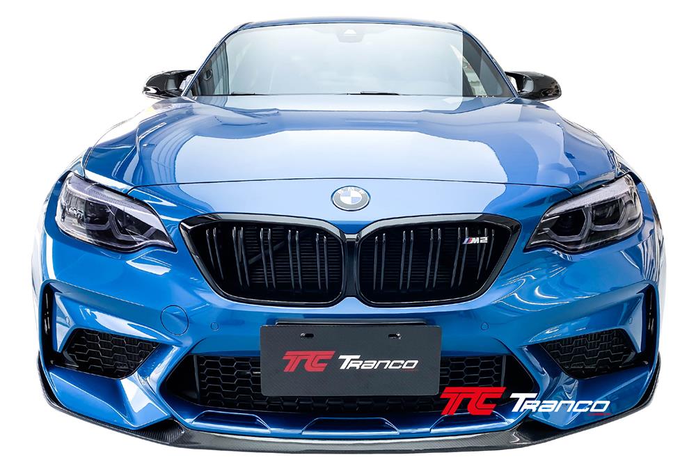 B287023 <BR> F87 M2C P 前下巴 <BR> 適用:M2C保桿 <BR> 材質:碳纖維