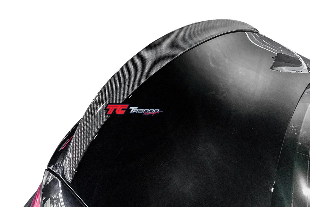 B59013  <BR>F90 M5 P 尾翼  <BR>適用:F90 M5  <BR>材質:碳纖維