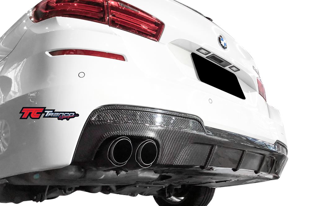 B51019<BR>F10/11 P 後下巴 (單邊雙出) FOR M 保桿<BR>適用:M Sport/ M tech保桿<BR>材質:碳纖維