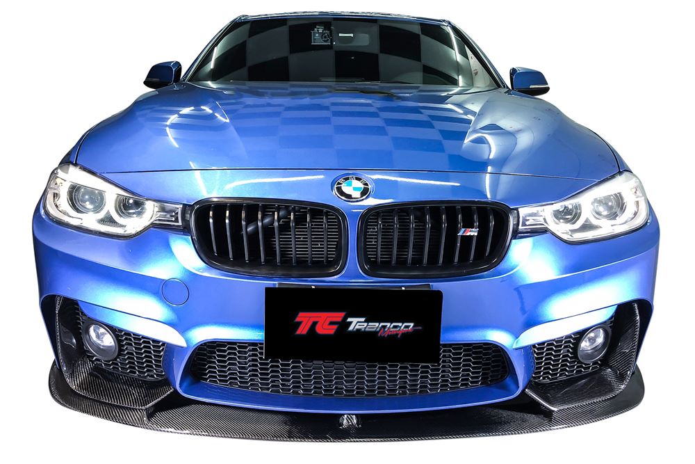 B33030 <BR> F30 P 前下巴+前定風翼 FOR 台製M3保桿  <BR>適用:台製M3樣式保桿  <BR>材質:碳纖維
