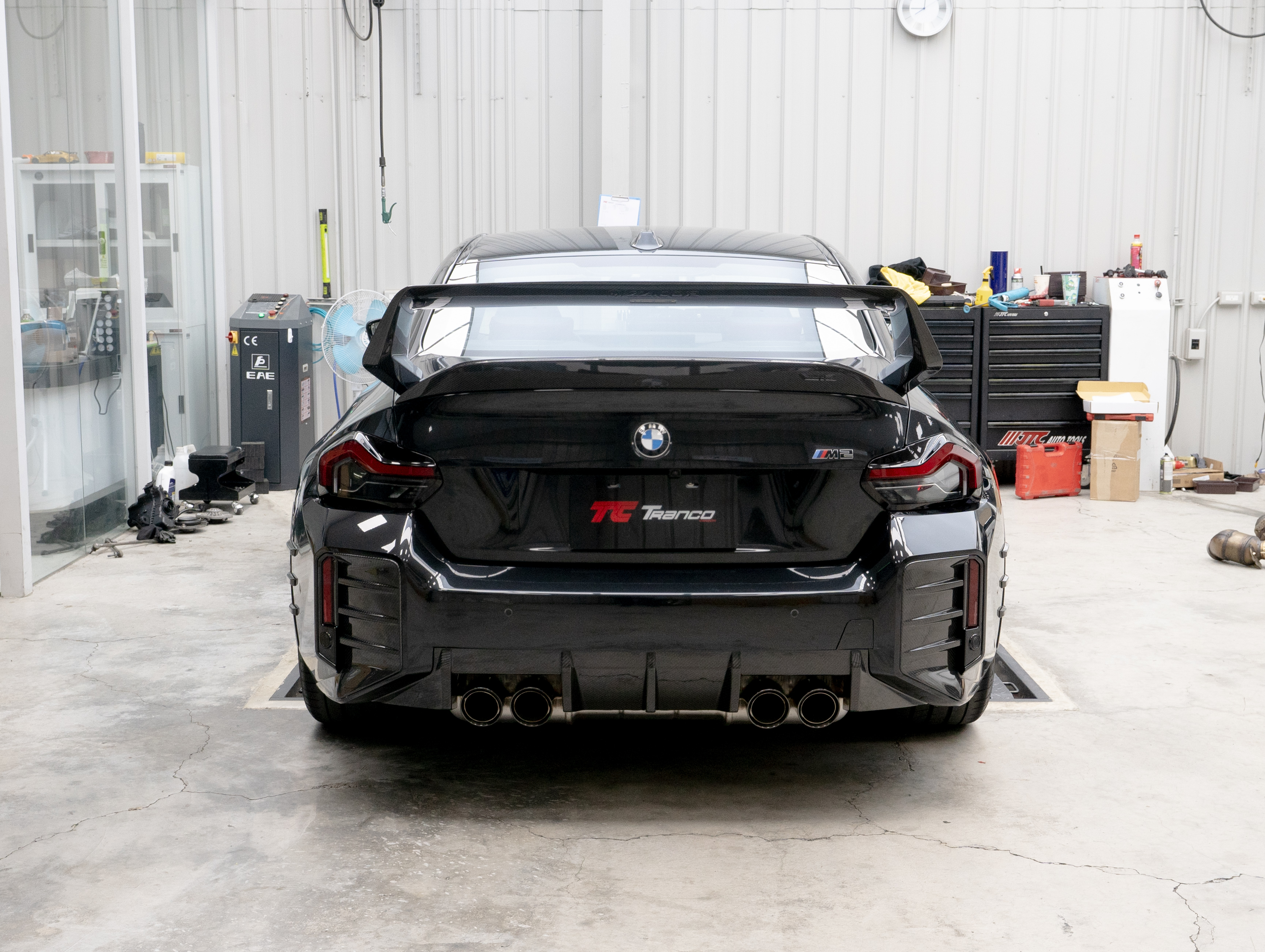 G87 ZACOE 碳纖維戰鬥尾翼