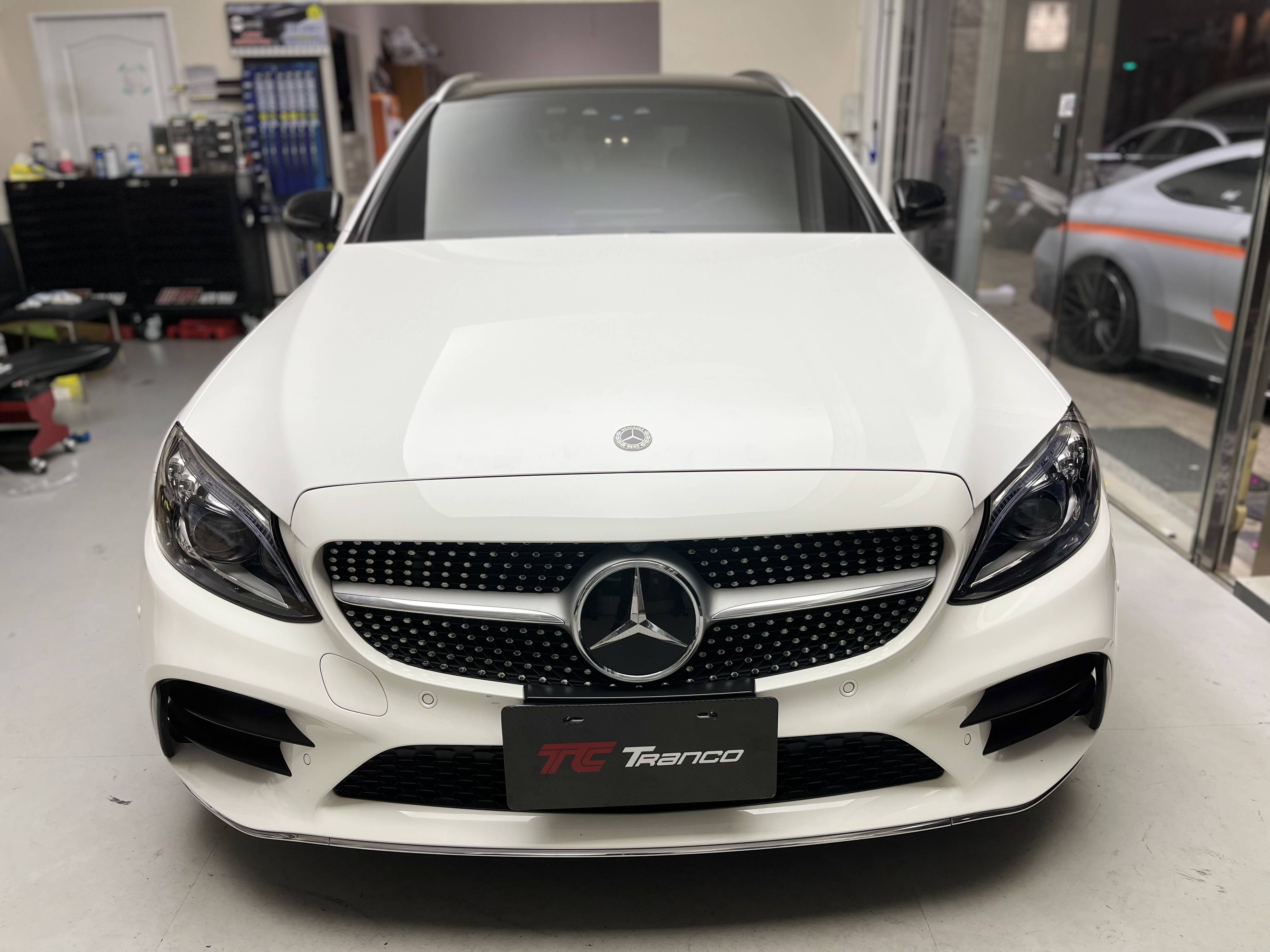 賓士原廠小改款多光束頭燈