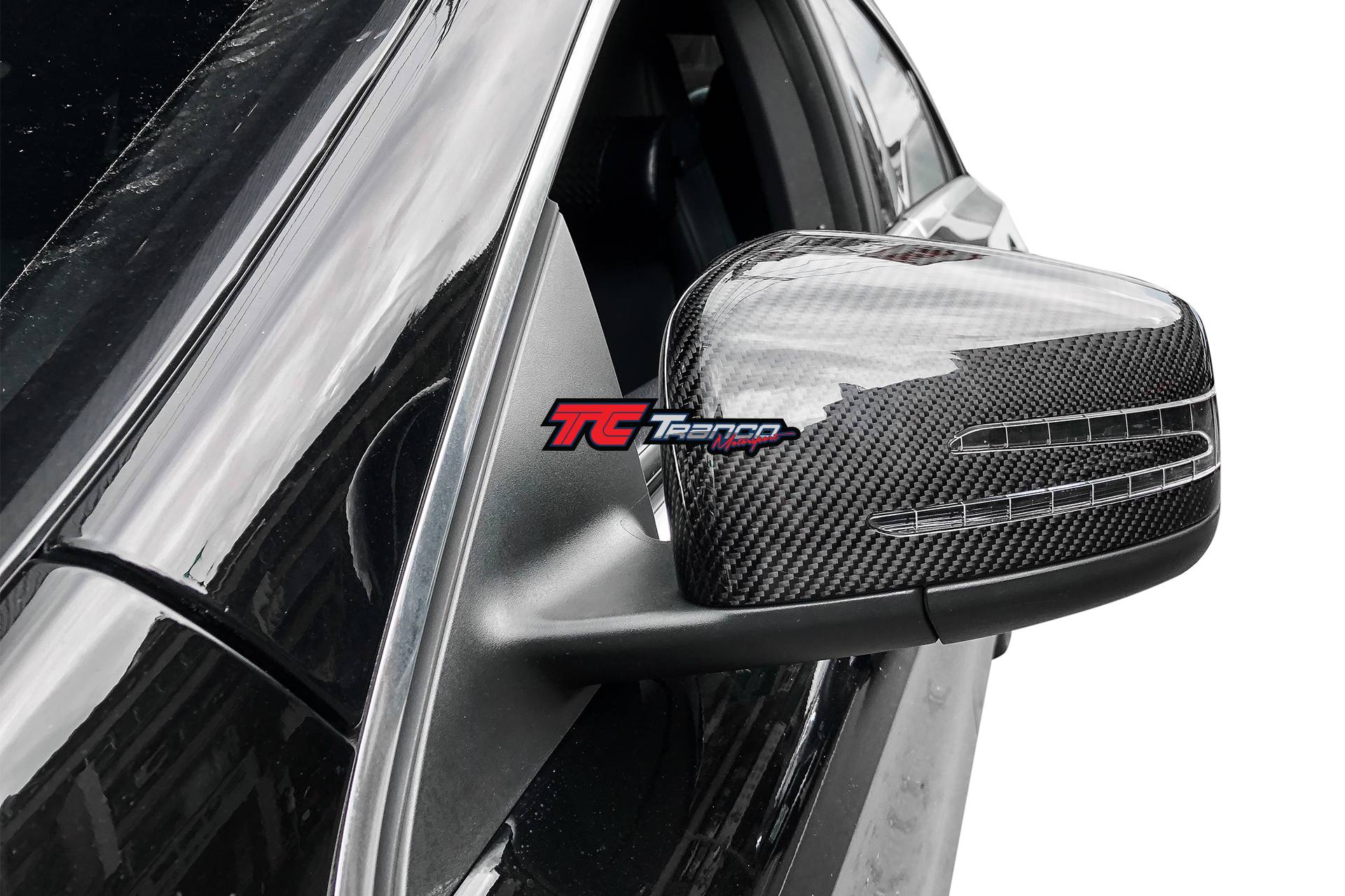 W156 GLA 後視鏡蓋 替換式 全碳