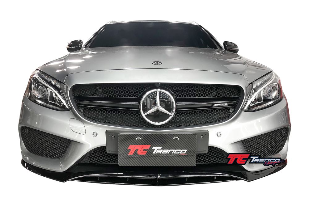 MC20536 <BR> W205 W205 E 前下巴 亮黑 AMG保桿 <BR> 適用:AMG保桿<BR>  材質:ABS