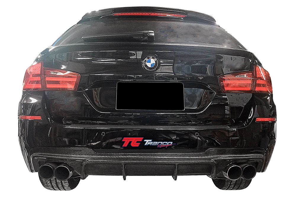 B51038<BR>F10/11 V2 後下巴 (4出) FOR M 保桿<BR>適用:M Sport/ M tech保桿<BR>材質:碳纖維