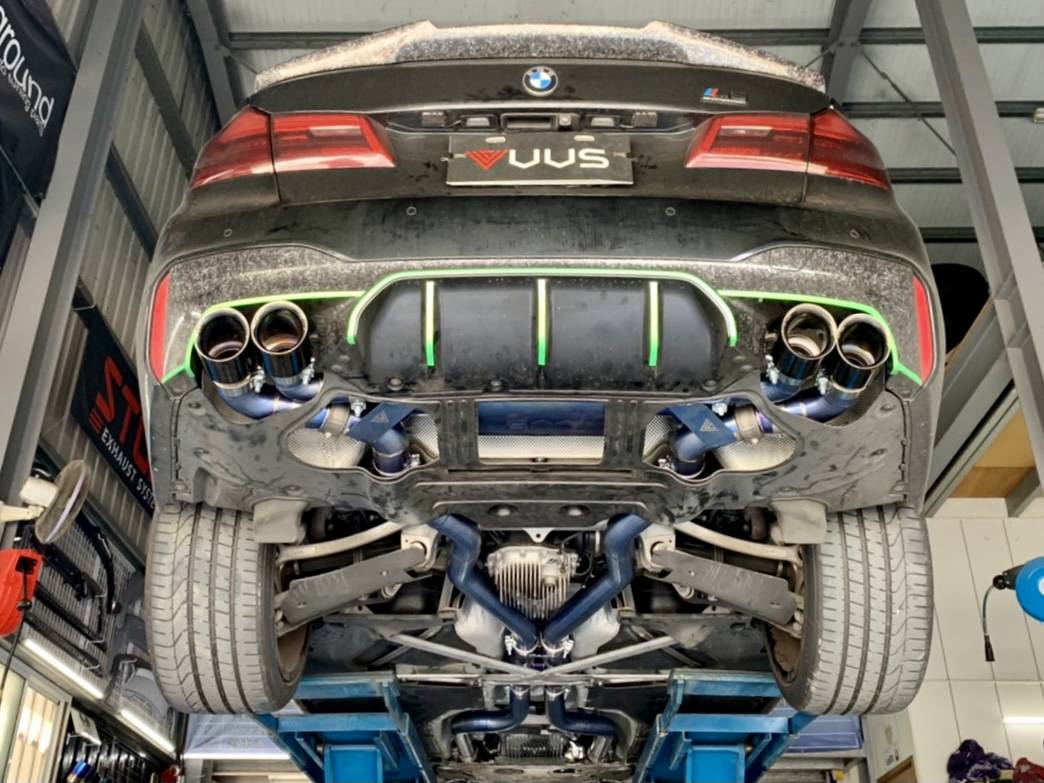 F90 4.4T M5 VVS 排氣管 Downpipe當派 全段 中尾段